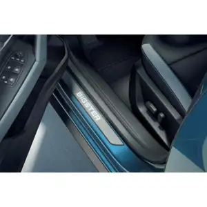 Orig. Dacia Einstiegsleisten mit Bigster Logo Vorne 8201754424