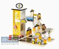 Renault-Parkhaus aus Holz mit Tankstelle 7711949696